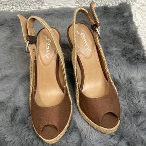 EUC Gomax Heels